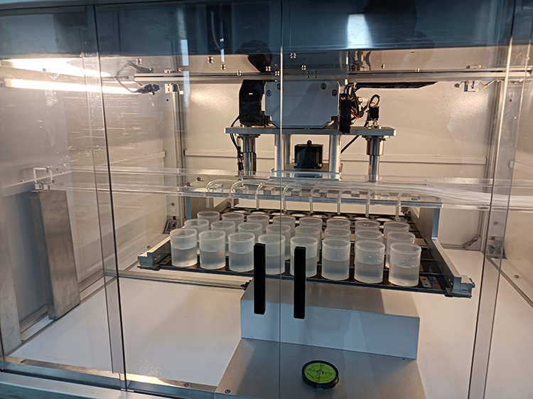 DRK-24自動(dòng)稱(chēng)重機 (4) 750.jpg